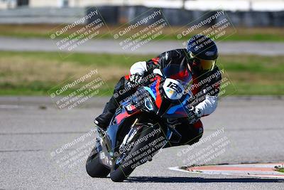 media/Jan-21-2023-Fastrack Riders (Sat) [[fcf3f88a30]]/Level 2/Session 4 Turn 6-Mountian Shot/